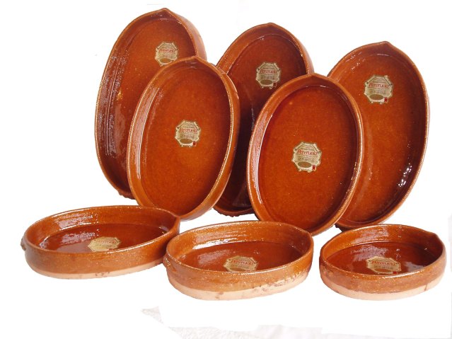 ASADORES OVALADOS DE BARRO