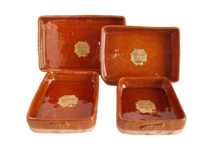 ASADOR RECTANGULAR DE BARRO